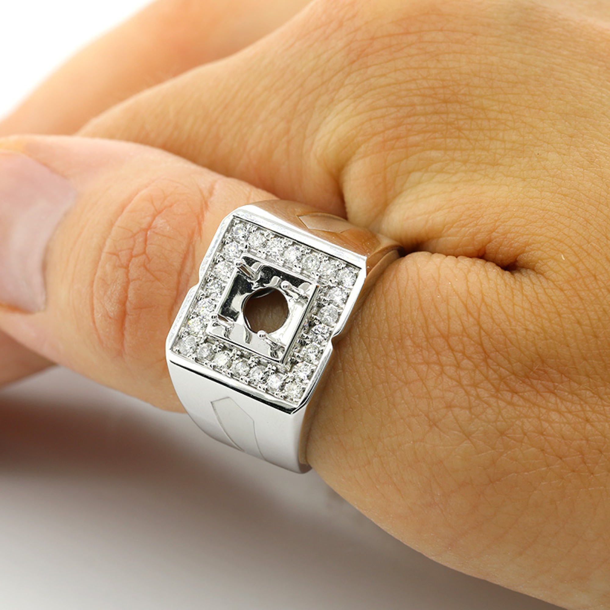 0.54 Cts Round Cut Diamond Men's Ring Set in 14K White Gold,Cheap