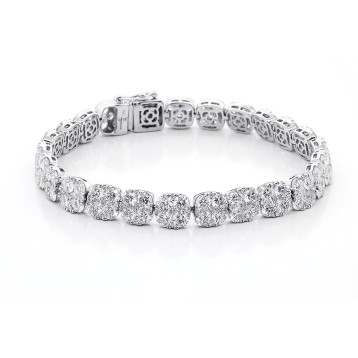17.57 Ctw Tennis Diamond Bracelete Set in 18K White Gold 17.57 Ctw Tennis Diamond Bracelete Set in 18K White Gold