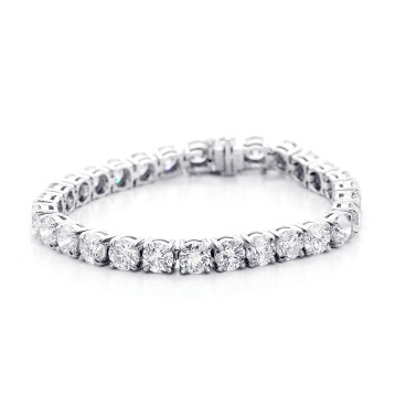 Round Cut Diamond Tennis Bracelet Set in 14K White Gold Round Cut Diamond Tennis Bracelet Set in 14K White Gold