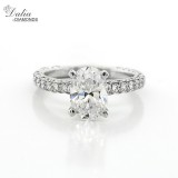 2.29 Cts Oval Cut Diamond Engagement Ring set in Platinum