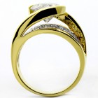 3.41 Cts Round Cut Diamond Engagement Ring Set in Yellow Gold Twisted Setting