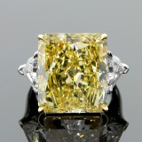 22.56ctw Radiant/Trillion Cut Diamond Ring PLATINUM