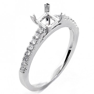 0.23 Cts  Round Cut Diamond Four Prongs Engagement Ring Setting
