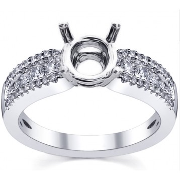 0.47 Cts. 18K White Gold Round Shaped Diamond Engagement Ring Setting